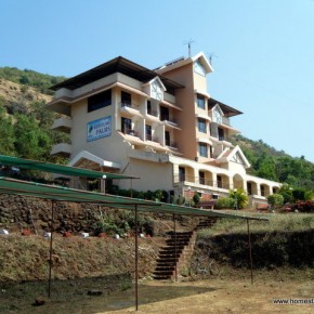 Whiistling Palms Beach Resort....(Karde Beach Hotel stay).